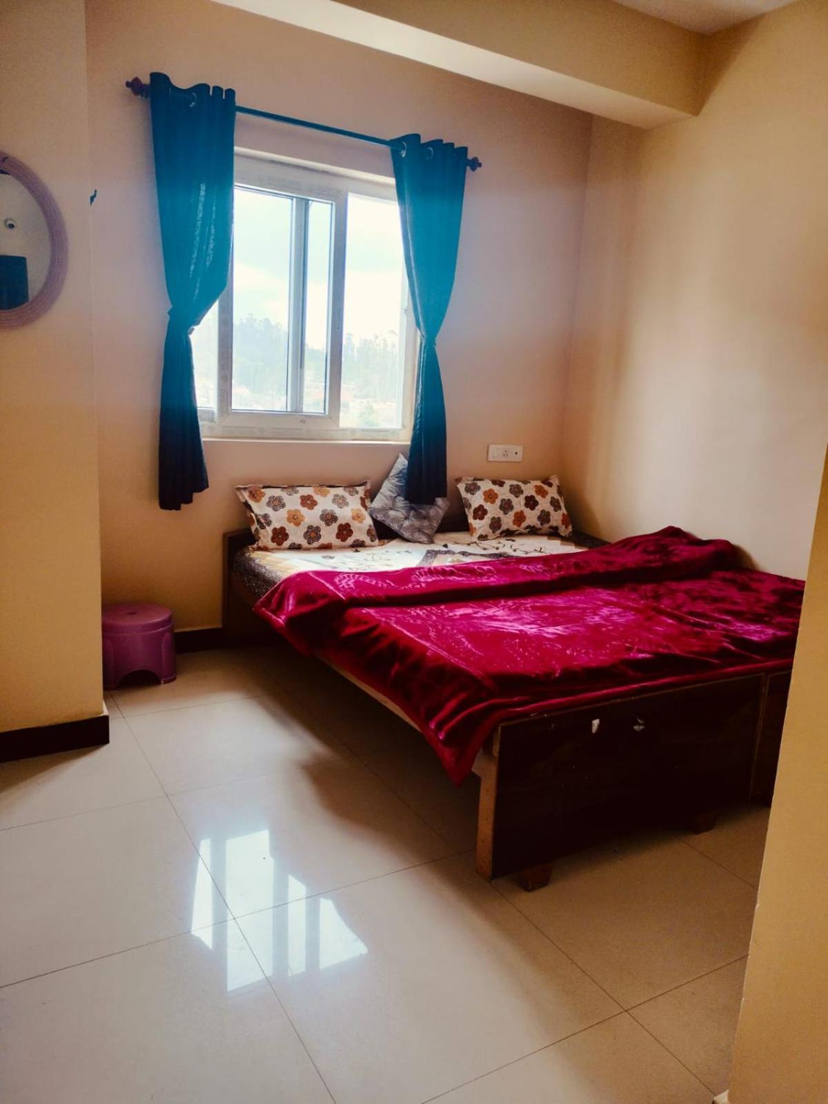 אוטי Hrs Budget Rooms מראה חיצוני תמונה